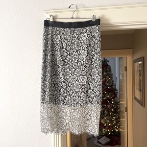 Beautiful lace decal skirt from express never worn